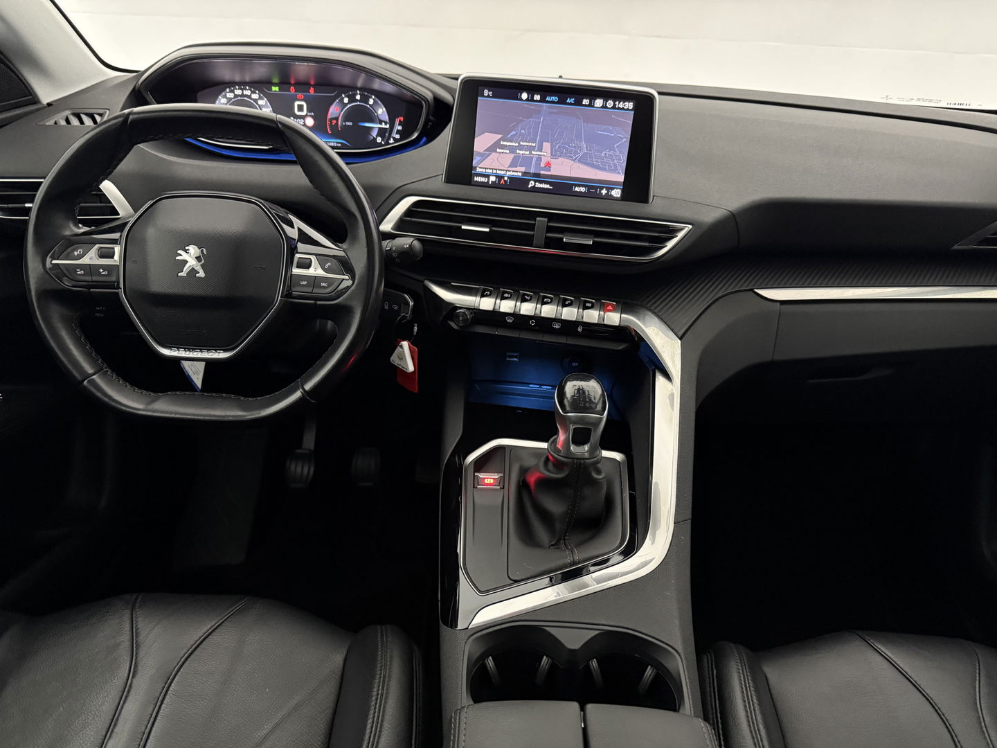 Peugeot 3008 1.2 PureTech | Virtual | Carplay | Trekh. | Cruise | Navi | LED | Parkeersens. | NAP