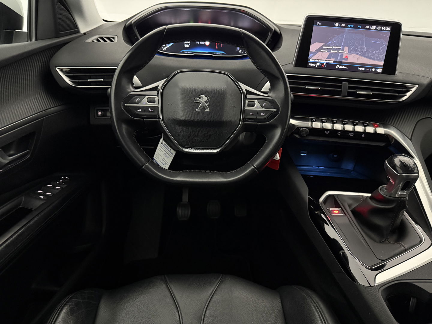 Peugeot 3008 1.2 PureTech | Virtual | Carplay | Trekh. | Cruise | Navi | LED | Parkeersens. | NAP