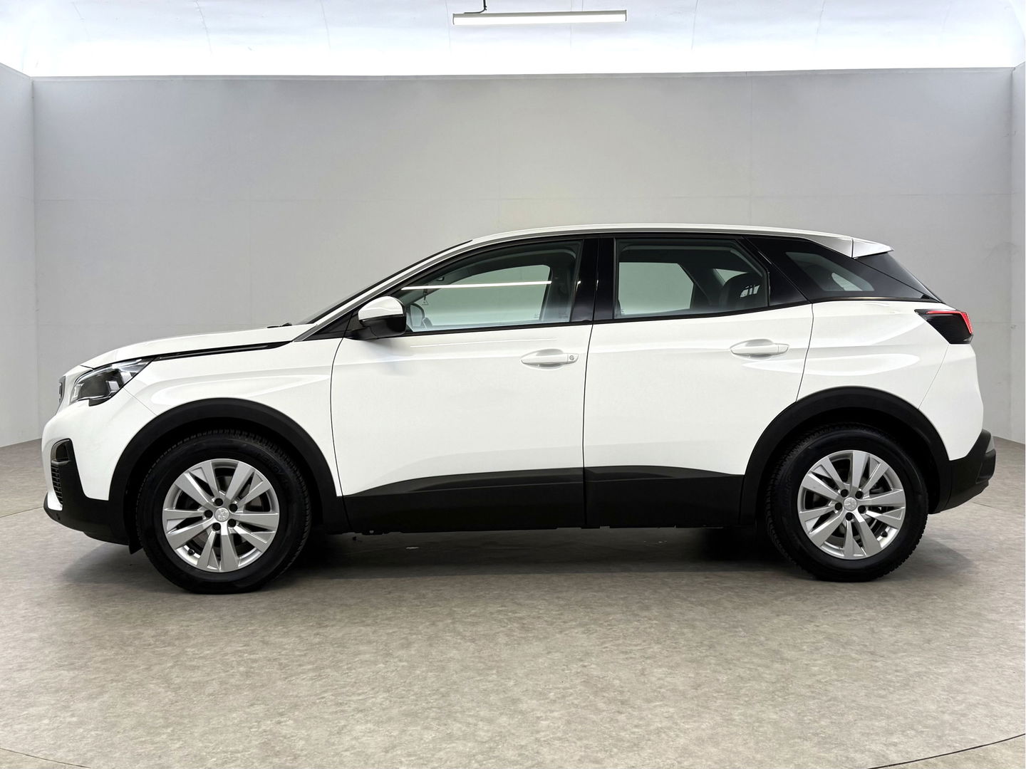 Peugeot 3008 1.2 PureTech | Virtual | Carplay | Trekh. | Cruise | Navi | LED | Parkeersens. | NAP