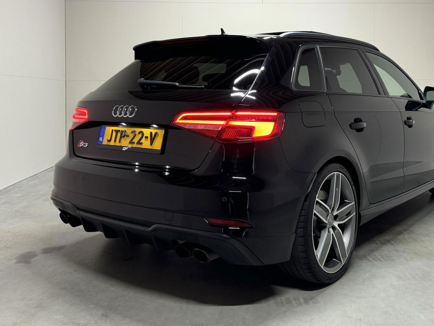 Audi S3 2.0 TFSI S3 Quattro Pano RS Seats B&O Virtual ACC Sfeerv.