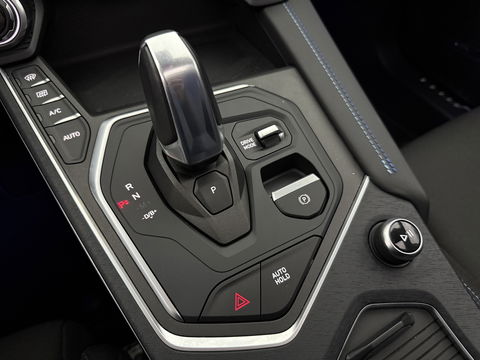 Lynk Co 01 1.5 | SOH 96% | Pano | Sfeer | Memory | 360° | Virtual | Adap.Cruise | Carplay | NAP