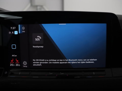 Volkswagen Golf 1.4 eHybrid GTE | Stoelverwarming | Adaptive cruise | Carplay | Navigatie | Parkeerhulp | Full LED | Sfeerverlichting | Climate control | PHEV | Plug In