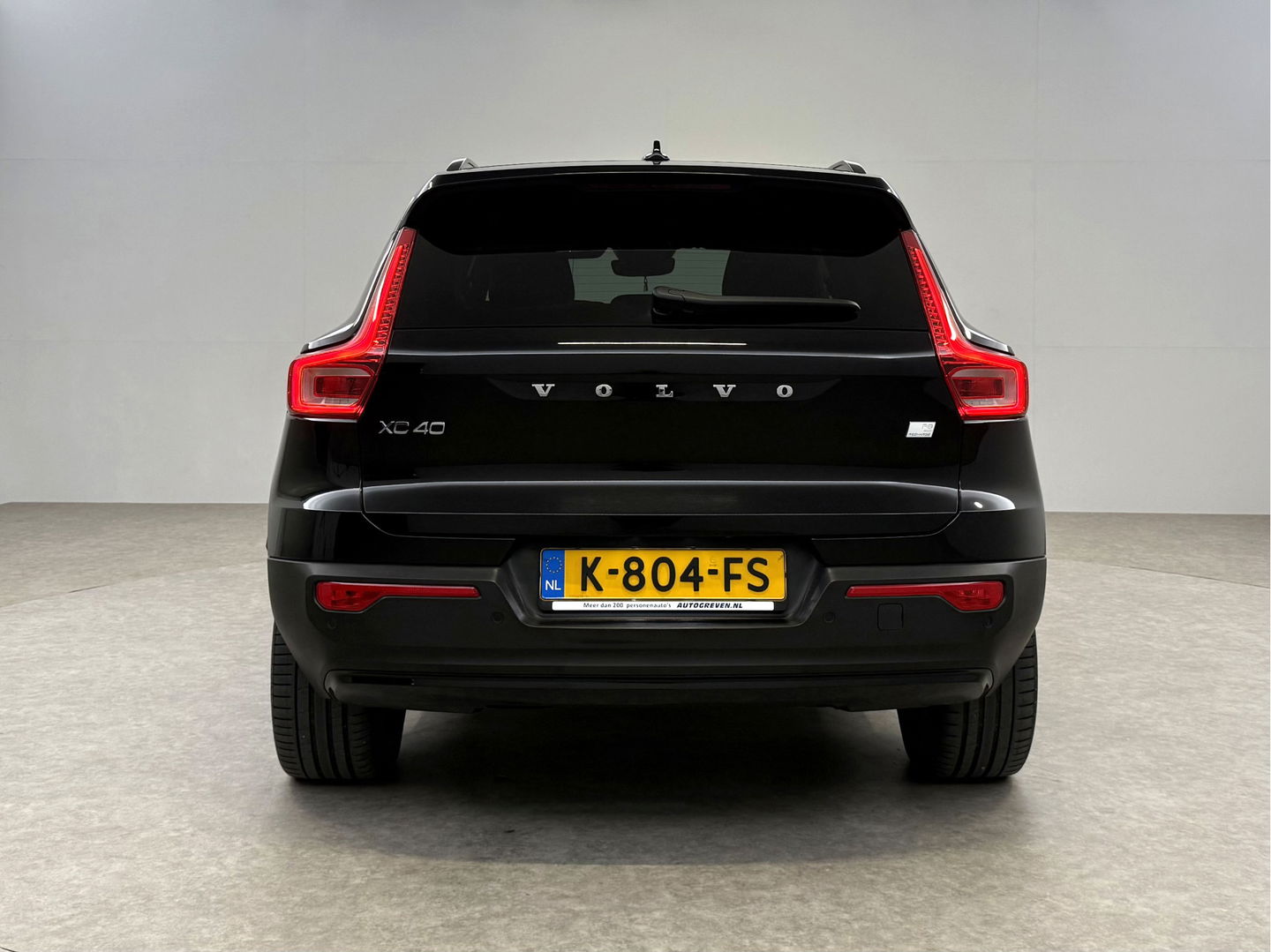 Volvo XC40 Recharge P8 AWD R-Design | 408PK | SOH 93% | Snelladen | H/K | Stoel/Stuurverw. | Camera | Virtual | Carplay | Trekh. | Adap. Cruise | Keyless | NAP