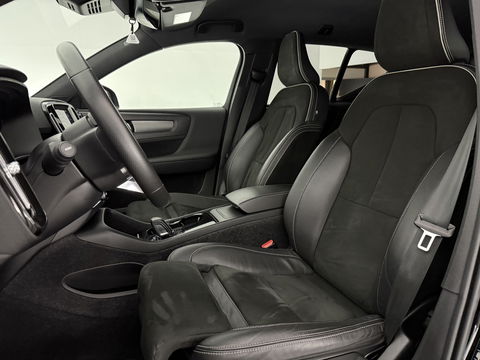 Volvo XC40 Recharge P8 AWD R-Design | 408PK | SOH 93% | Snelladen | H/K | Stoel/Stuurverw. | Camera | Virtual | Carplay | Trekh. | Adap. Cruise | Keyless | NAP