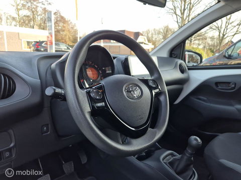 Toyota Aygo 1.0 VVT-i x-fun, 5-Drs, Carplay, Navi, LED, NAP!