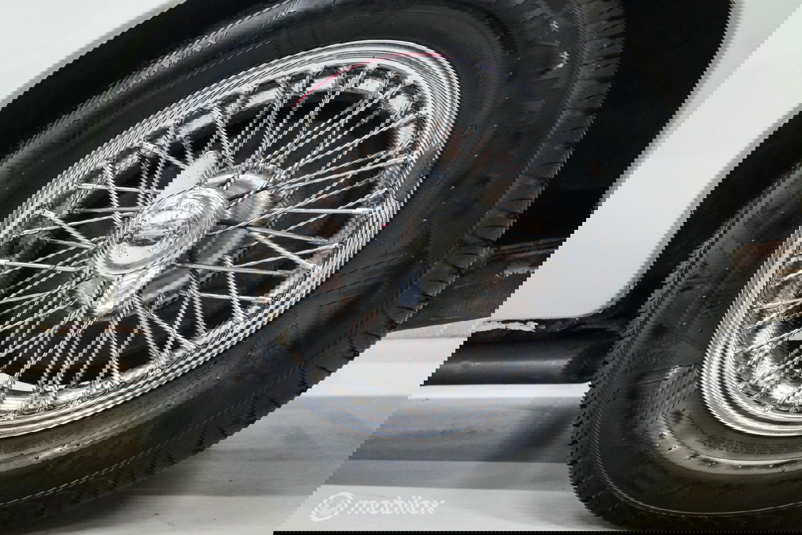 MG B 1.8 Roadster Overdrive 1973 | spaakwielen | stalen bumpers | rijdersauto |