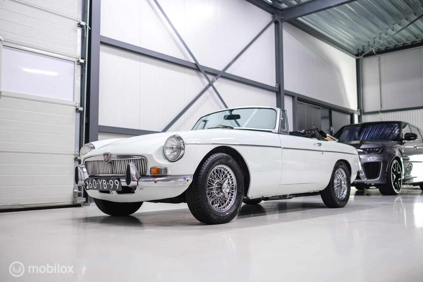 MG B 1.8 Roadster Overdrive 1973 | spaakwielen | stalen bumpers | rijdersauto |