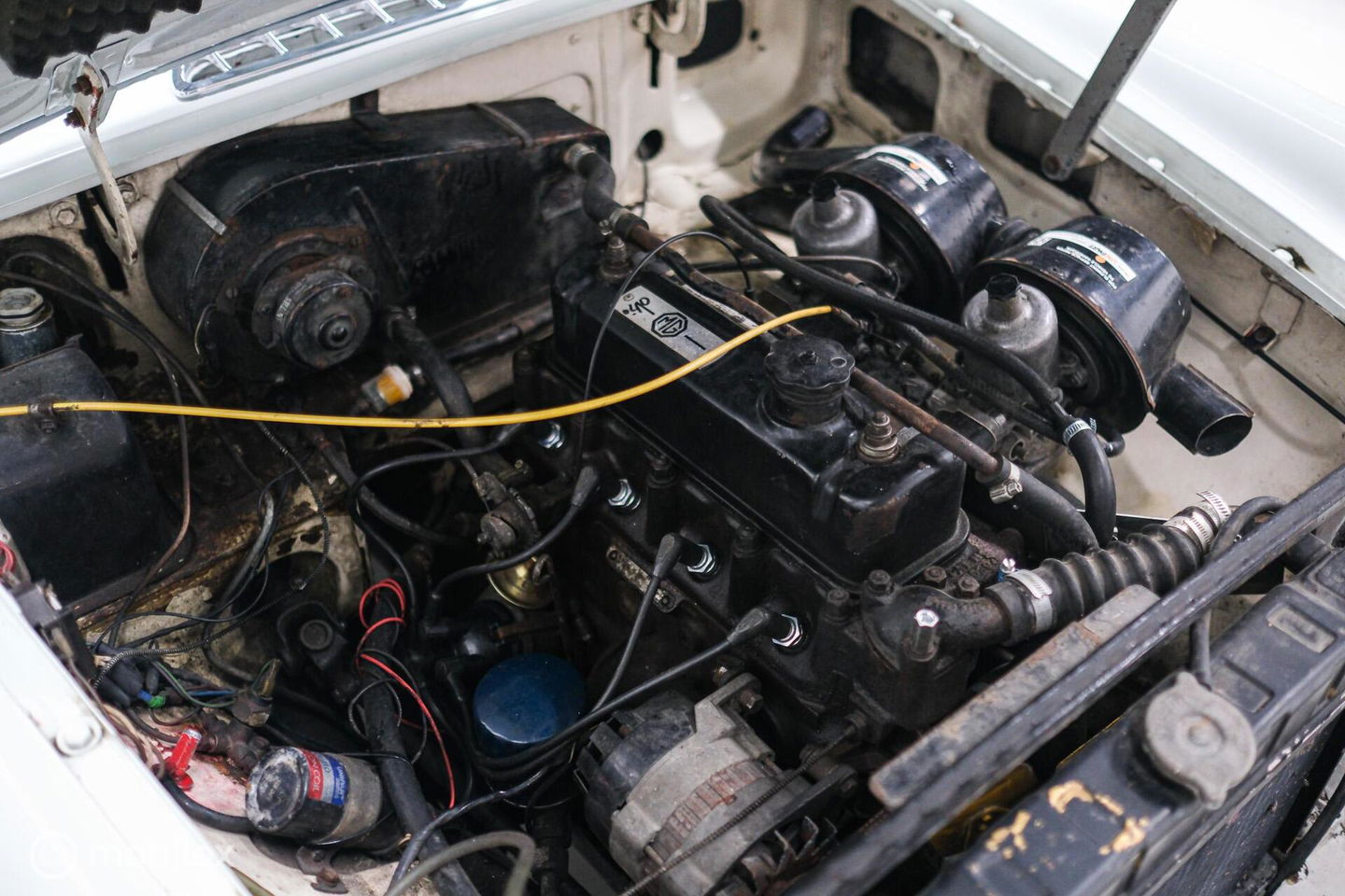 MG B 1.8 Roadster Overdrive 1973 | spaakwielen | stalen bumpers | rijdersauto |