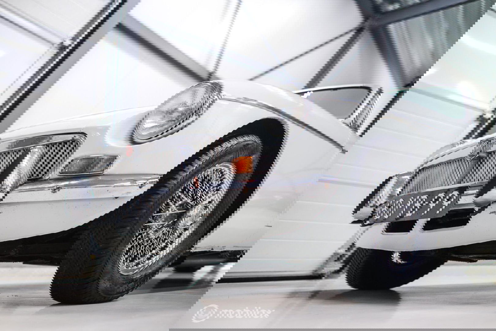 MG B 1.8 Roadster Overdrive 1973 | spaakwielen | stalen bumpers | rijdersauto |