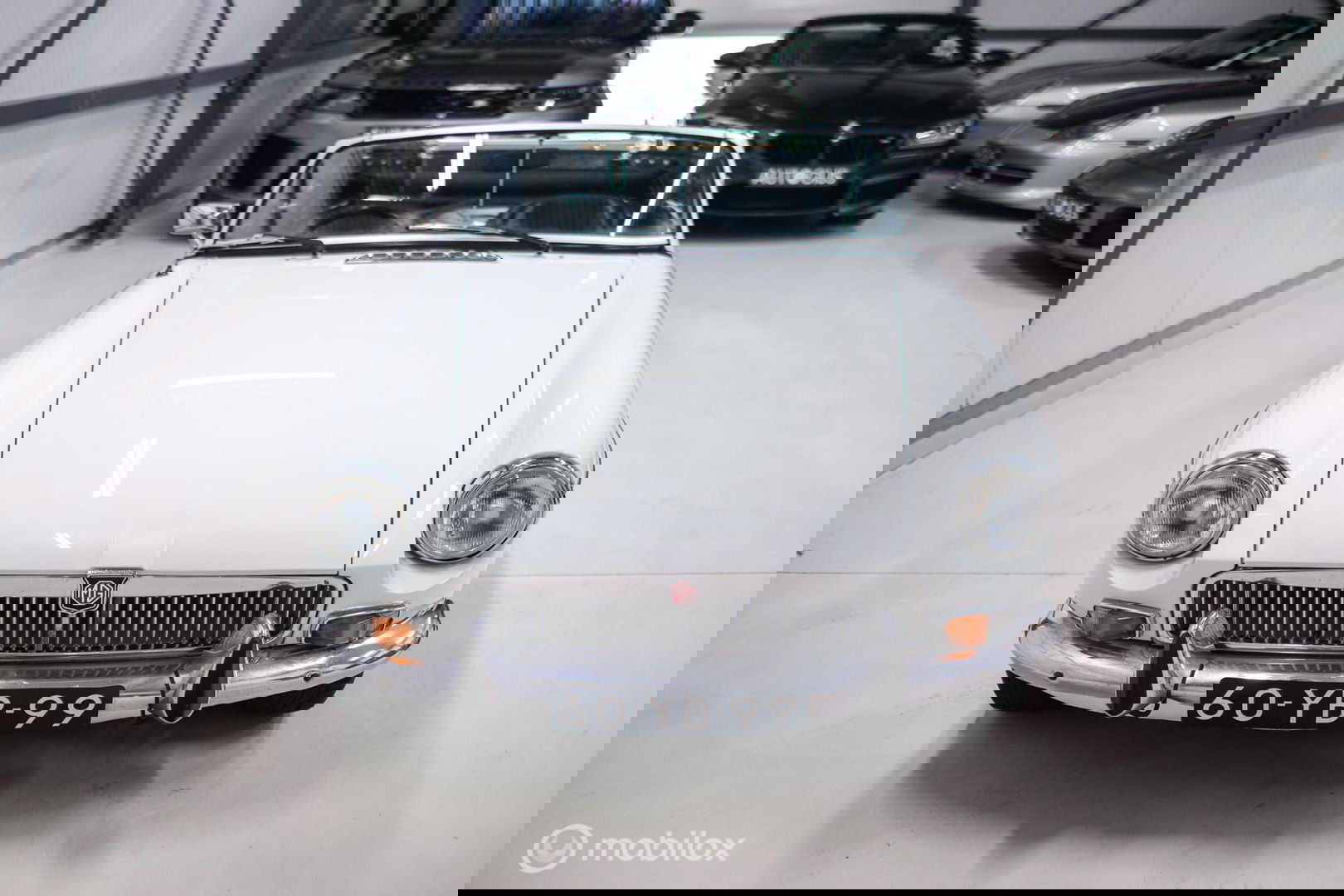 MG B 1.8 Roadster Overdrive 1973 | spaakwielen | stalen bumpers | rijdersauto |