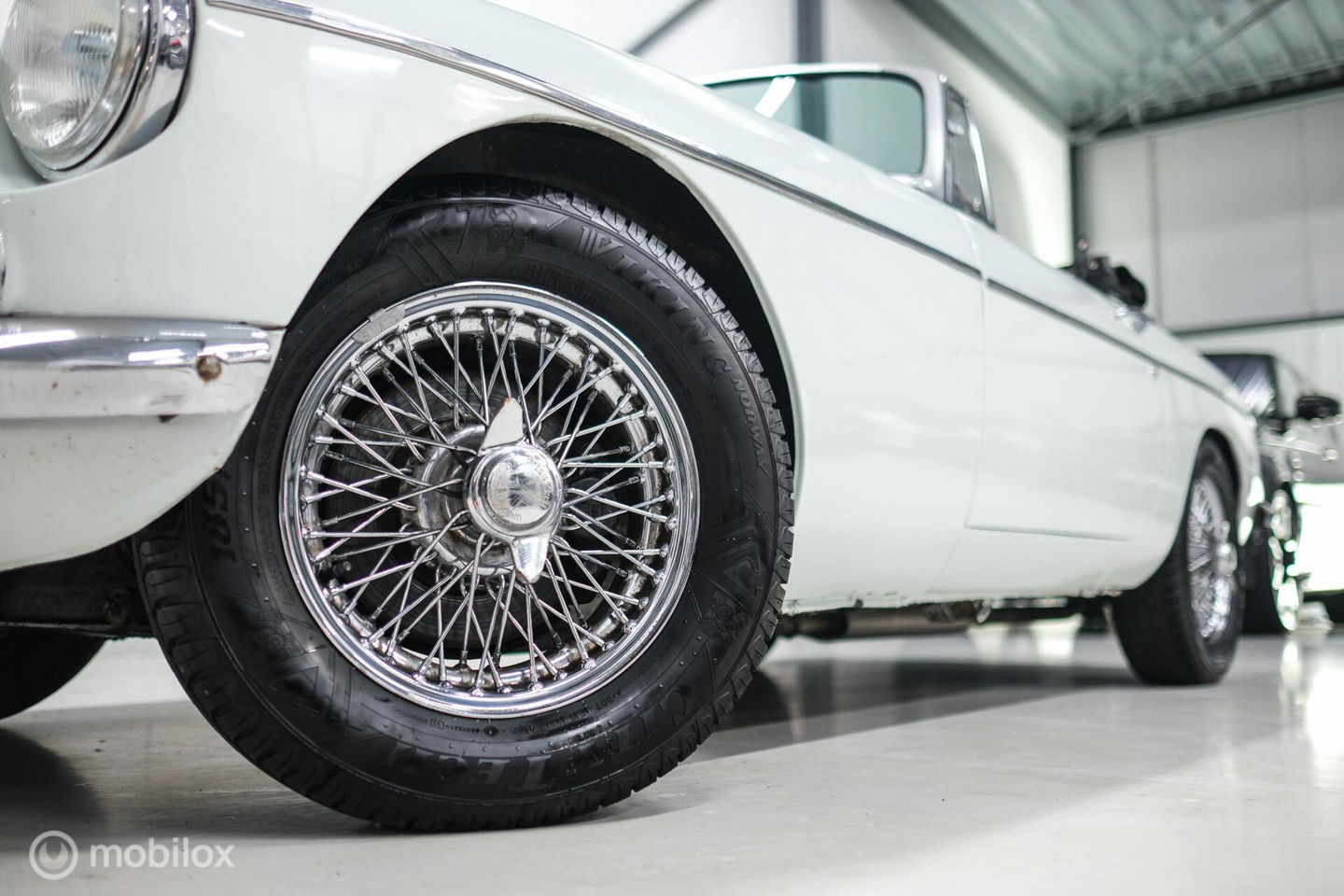 MG B 1.8 Roadster Overdrive 1973 | spaakwielen | stalen bumpers | rijdersauto |