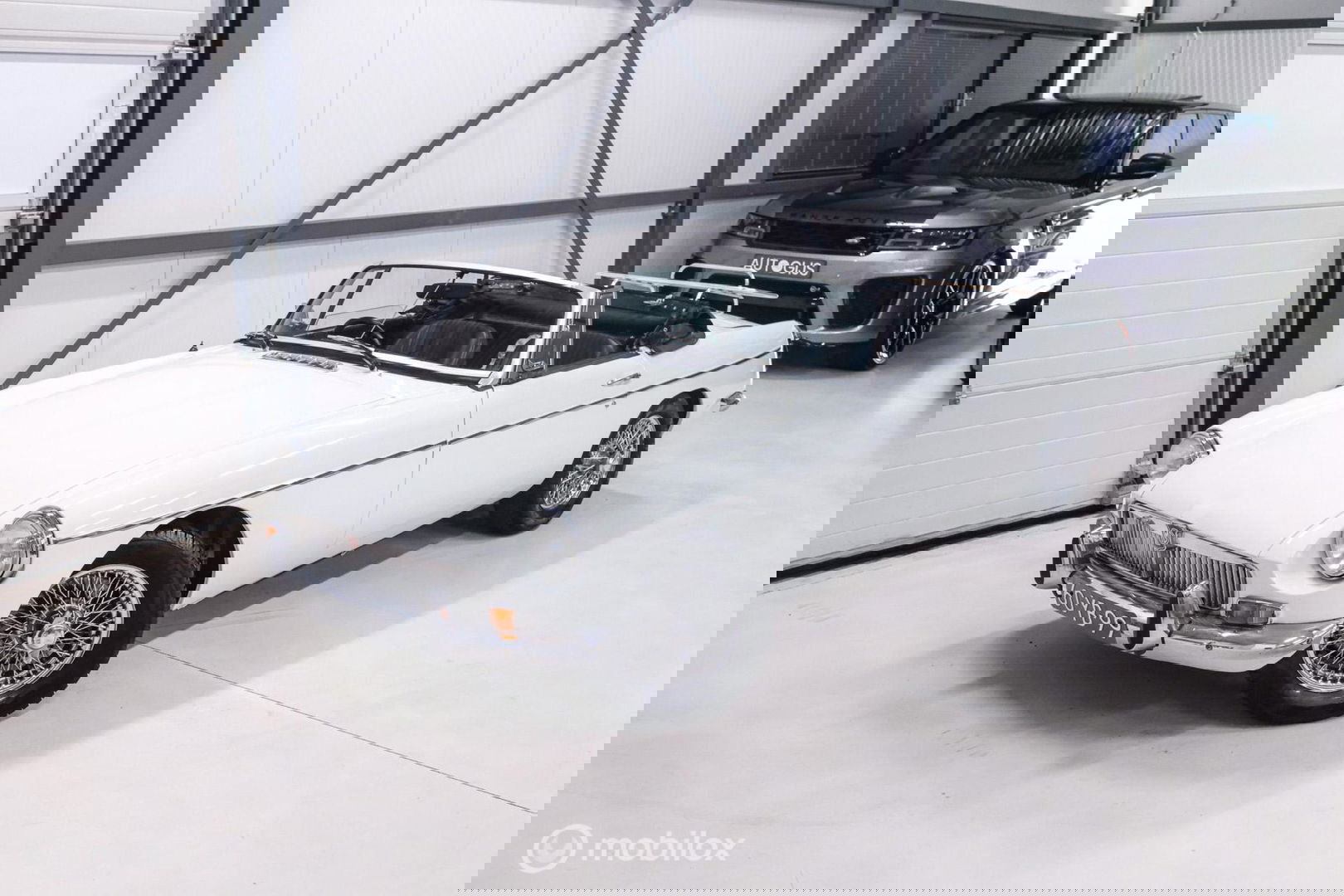 MG B 1.8 Roadster Overdrive 1973 | spaakwielen | stalen bumpers | rijdersauto |