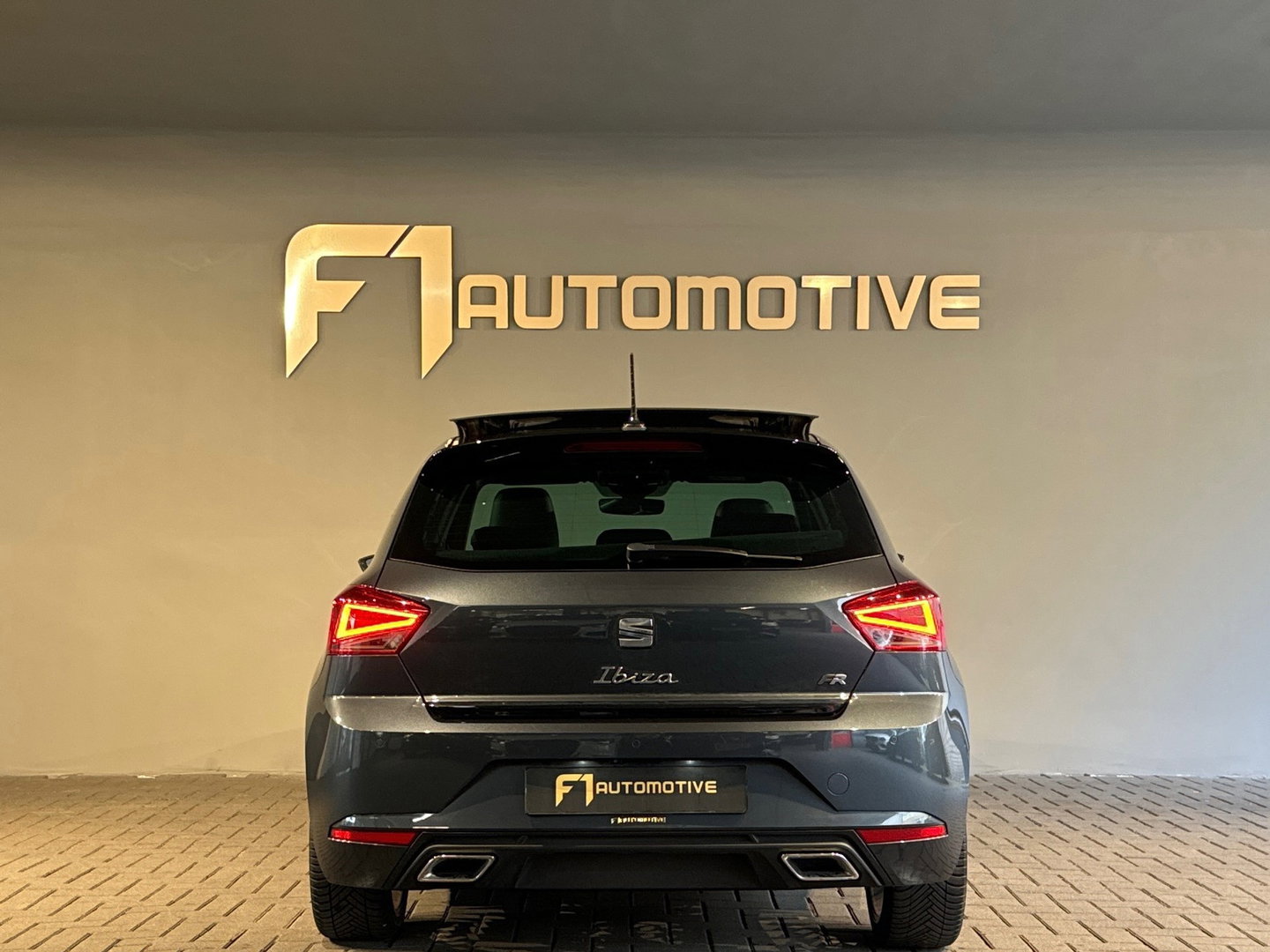 SEAT Ibiza 1.0 EcoTSI FR Pano|Keyless|Camera|ACC|Lane Assist