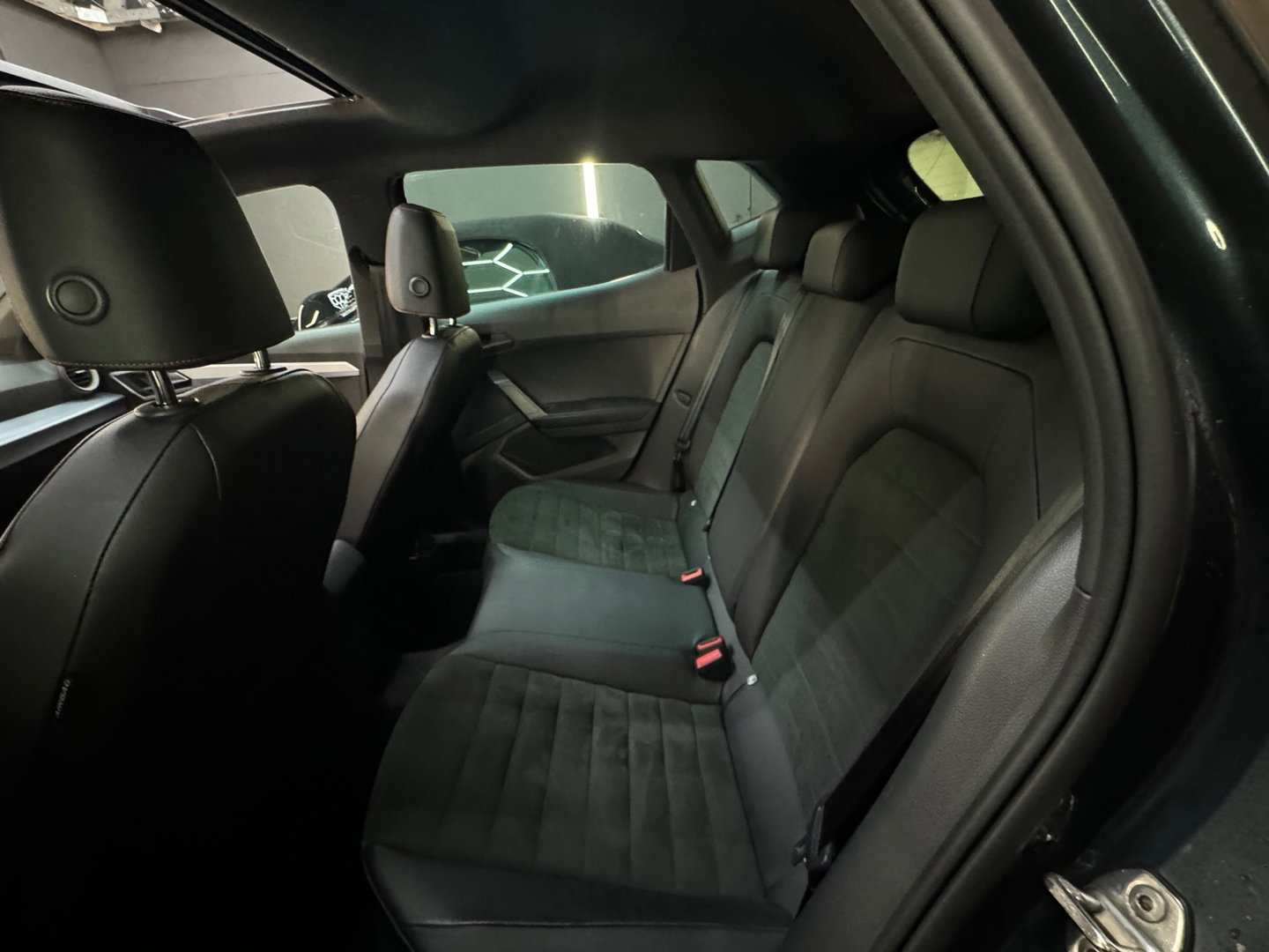 SEAT Ibiza 1.0 EcoTSI FR Pano|Keyless|Camera|ACC|Lane Assist