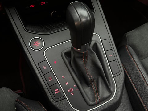 SEAT Ibiza 1.0 EcoTSI FR Pano|Keyless|Camera|ACC|Lane Assist