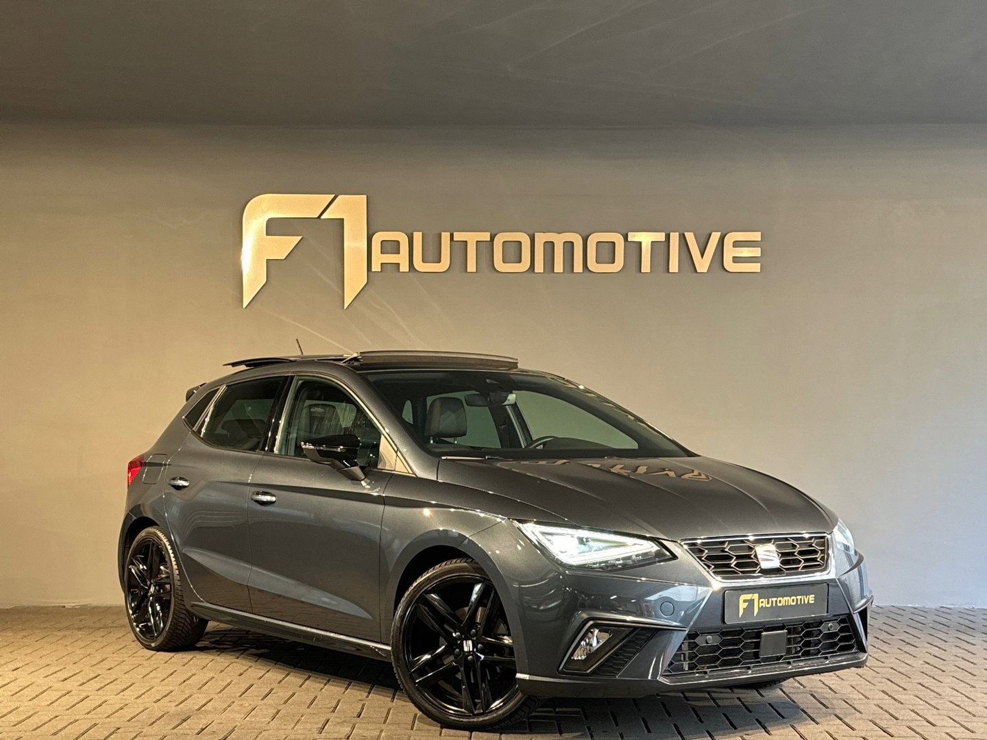 SEAT Ibiza 1.0 EcoTSI FR Pano|Keyless|Camera|ACC|Lane Assist