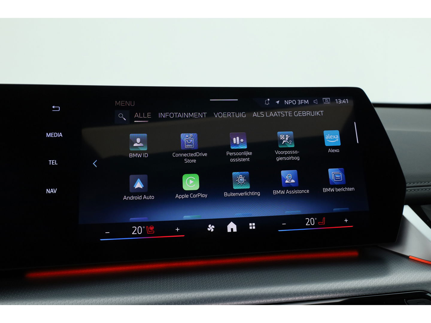 BMW X1 xDrive30e M Sport | Pano | Elek. trekhaak | HUD | Keyless | 360cam | Stoel- Stuurverw. | H&K