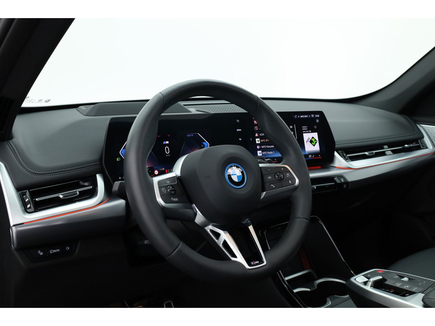 BMW X1 xDrive30e M Sport | Pano | Elek. trekhaak | HUD | Keyless | 360cam | Stoel- Stuurverw. | H&K
