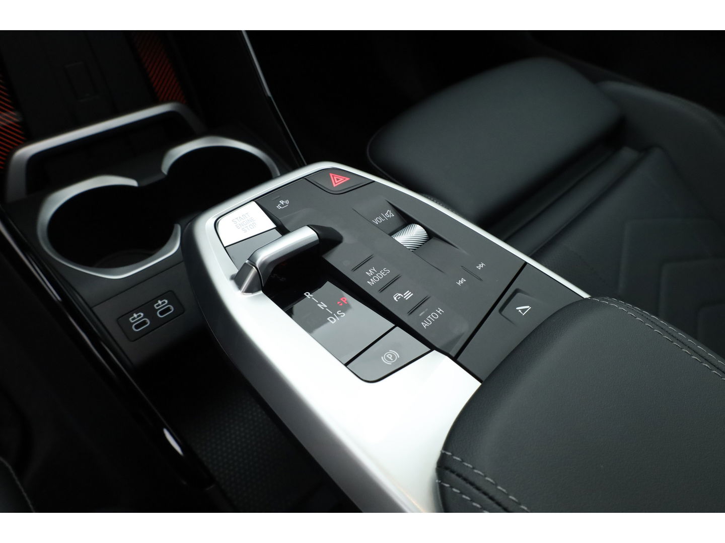 BMW X1 xDrive30e M Sport | Pano | Elek. trekhaak | HUD | Keyless | 360cam | Stoel- Stuurverw. | H&K