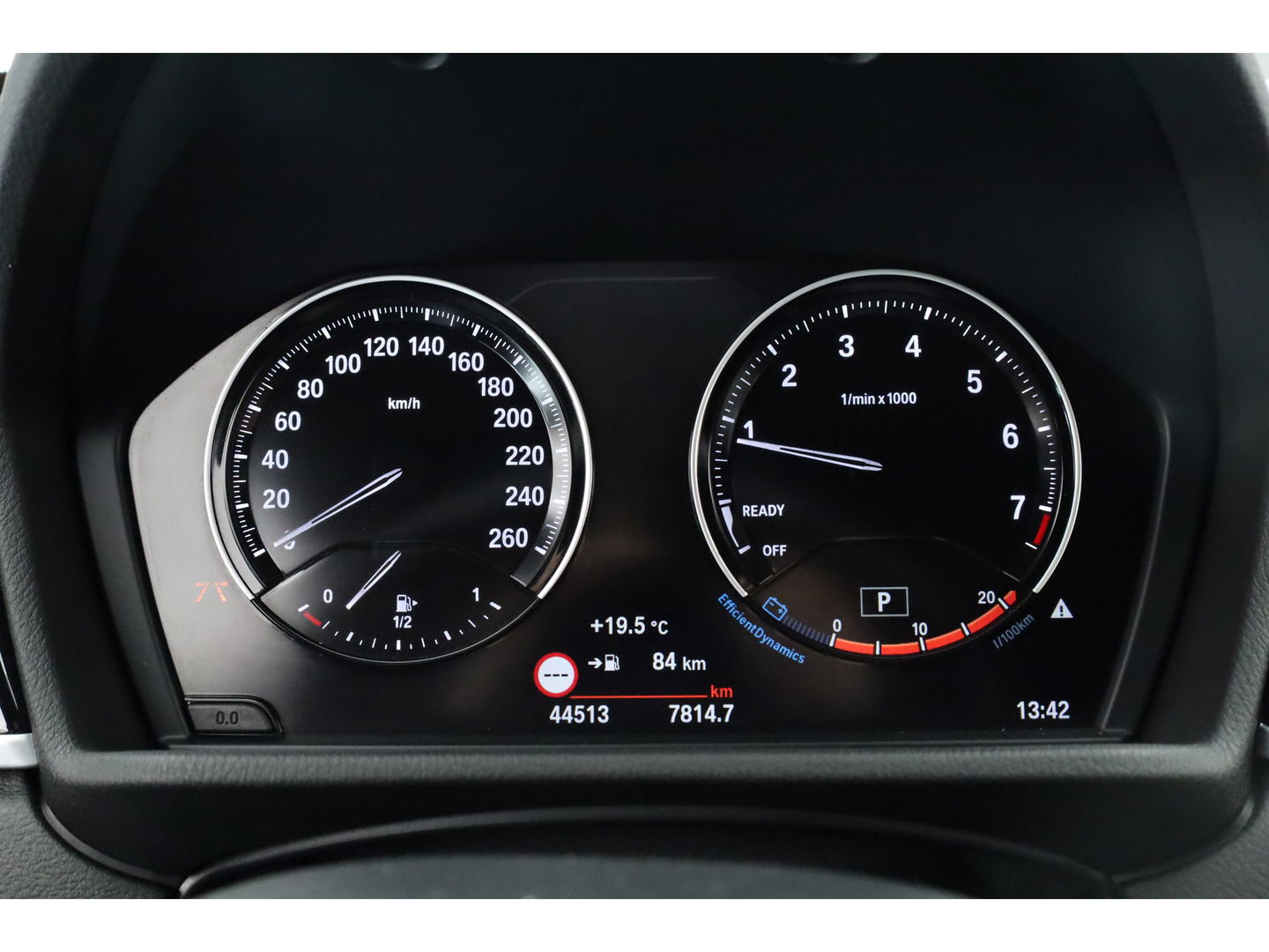 BMW X2 xDrive20i M Sport | HUD | Navi + Apple CarPlay | Camera | Stoelverw. | 19'' | Park Assist | Elek. Achterklep