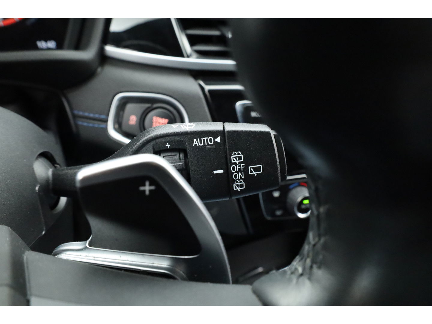 BMW X2 xDrive20i M Sport | HUD | Navi + Apple CarPlay | Camera | Stoelverw. | 19'' | Park Assist | Elek. Achterklep