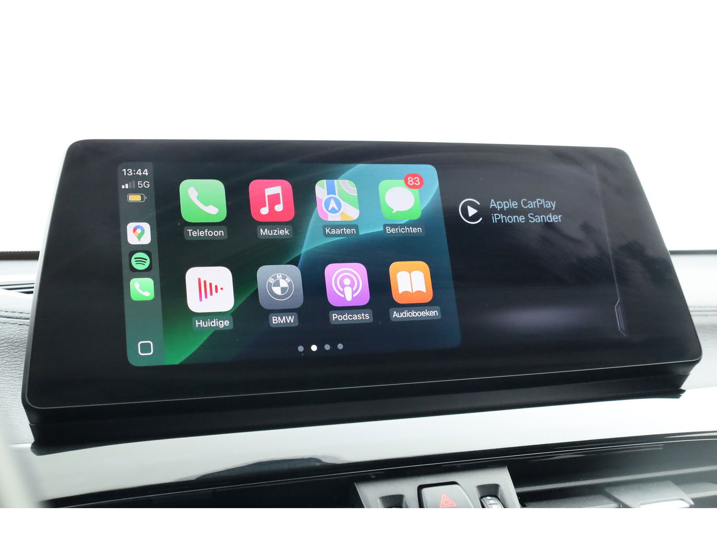 BMW X2 xDrive20i M Sport | HUD | Navi + Apple CarPlay | Camera | Stoelverw. | 19'' | Park Assist | Elek. Achterklep