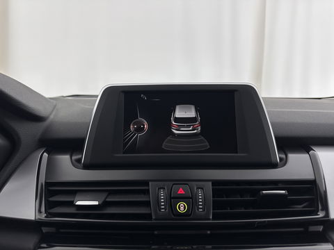 BMW 2 Serie Active Tourer 218d Essential *NAVI-FULLMAP | COMFORTSEATS | PRIVACY-GLASS | ECC | PDC | CRUISE | TOWBAR | 17''ALU *