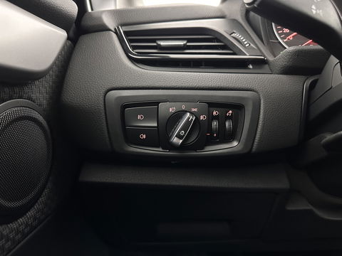 BMW 2 Serie Active Tourer 218d Essential *NAVI-FULLMAP | COMFORTSEATS | PRIVACY-GLASS | ECC | PDC | CRUISE | TOWBAR | 17''ALU *