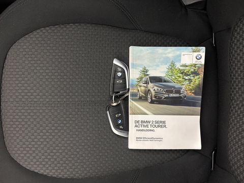 BMW 2 Serie Active Tourer 218d Essential *NAVI-FULLMAP | COMFORTSEATS | PRIVACY-GLASS | ECC | PDC | CRUISE | TOWBAR | 17''ALU *