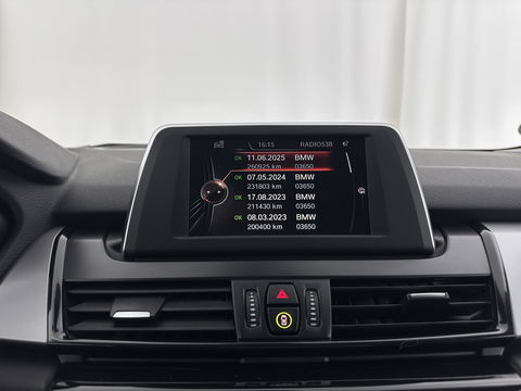 BMW 2 Serie Active Tourer 218d Essential *NAVI-FULLMAP | COMFORTSEATS | PRIVACY-GLASS | ECC | PDC | CRUISE | TOWBAR | 17''ALU *