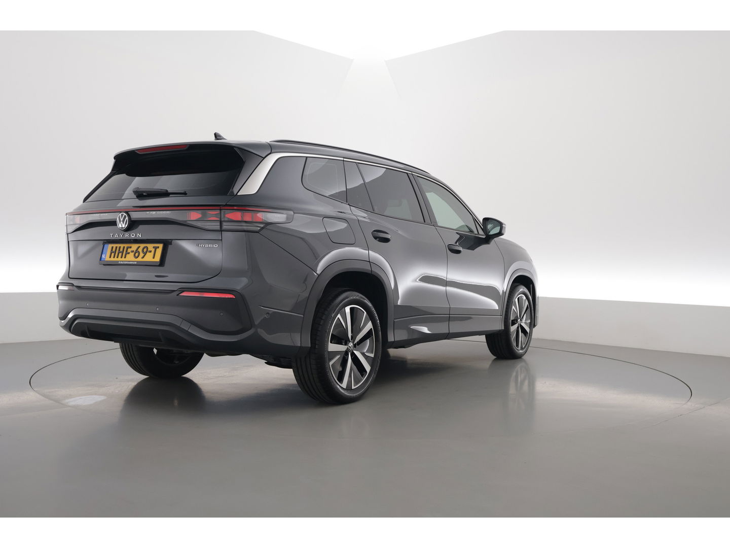 Volkswagen Tayron 1.5 eHybrid Life 204pk | Adapt. Cruise | Stoel- Stuurverw. | Keyless | Camera | 19'' | Apple CarPlay | Navi |