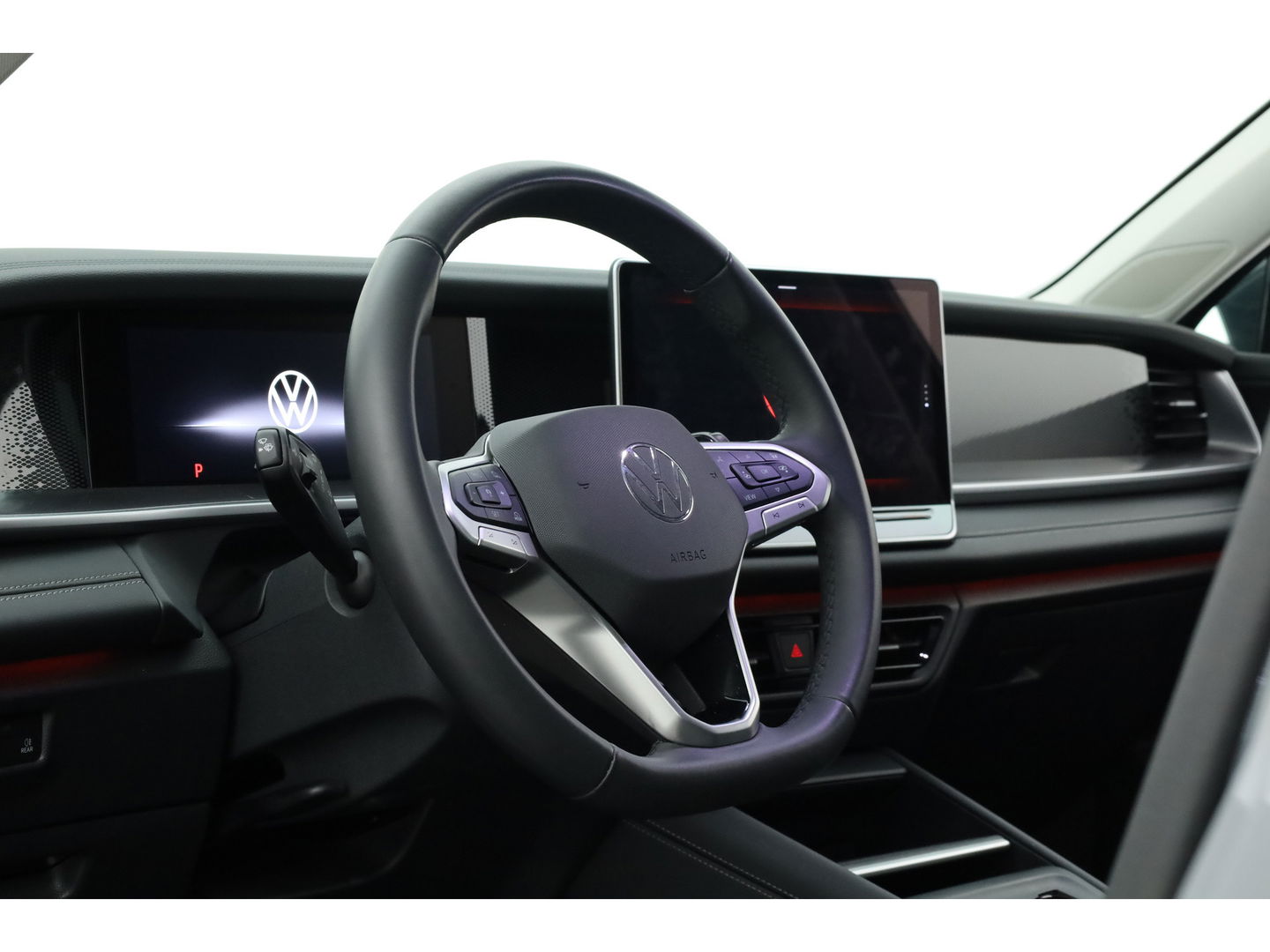 Volkswagen Tayron 1.5 eHybrid Life 204pk | Adapt. Cruise | Stoel- Stuurverw. | Keyless | Camera | 19'' | Apple CarPlay | Navi |