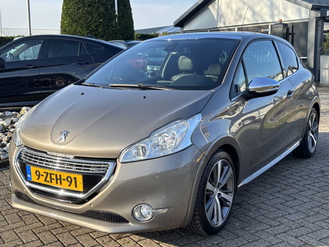 Peugeot 208 - 1.2 Benzine 2015 GT-Line 37.000 KM NL Auto