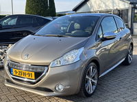 Peugeot 208 - 1.2 Benzine 2015 GT-Line 37.000 KM NL Auto