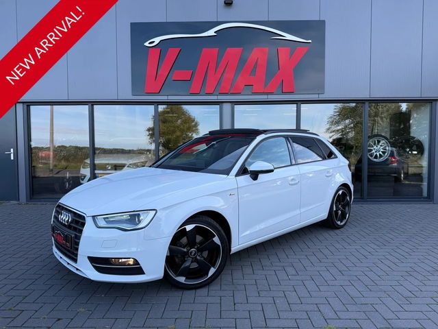 Audi A3 - Sportback 1.4 TFSI S-Line Navi Panorama LED Stoelvw