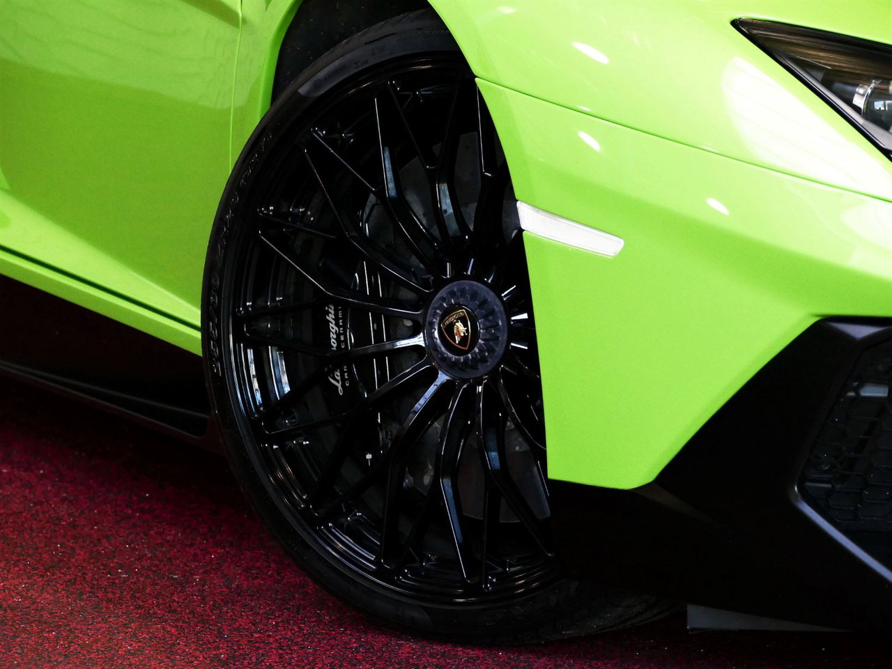 Lamborghini Aventador