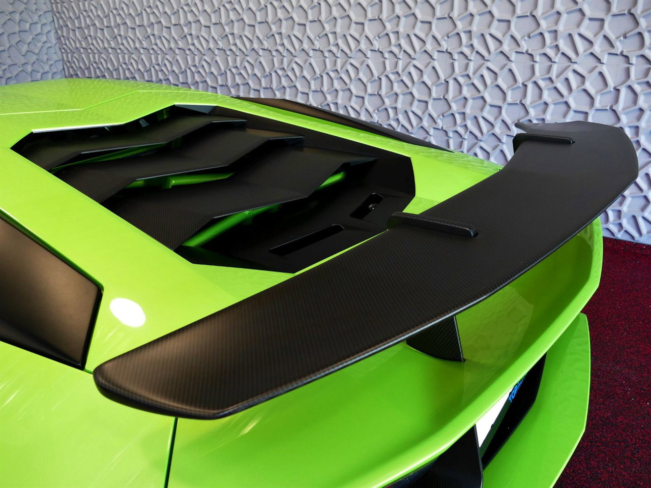 Lamborghini Aventador