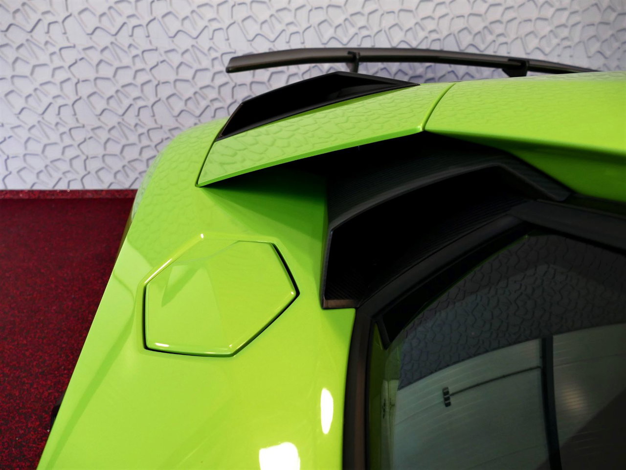 Lamborghini Aventador