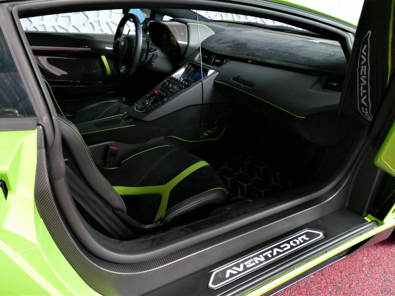 Lamborghini Aventador