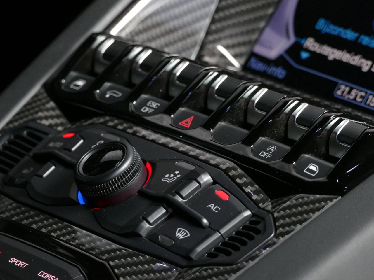 Lamborghini Aventador