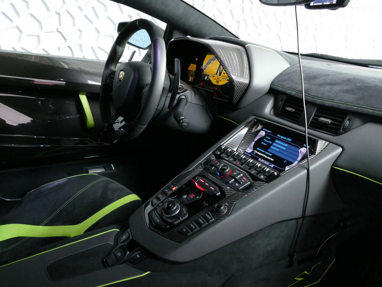 Lamborghini Aventador