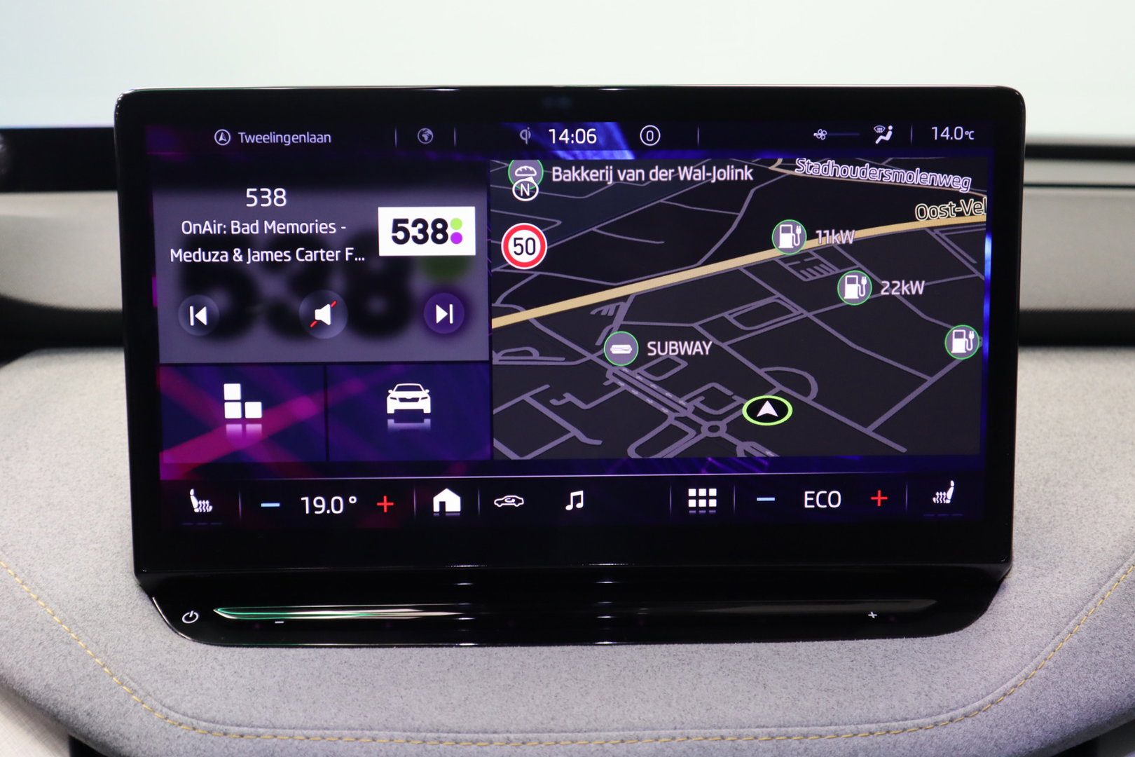 Škoda Enyaq iV 80 First Edition High Panoramadak HUD VCP Navi Clima Cruise Camera 21"LM 24 Maanden garantie* (Vraag naar de voorwaarden)
