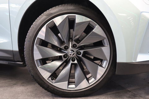 Škoda Enyaq iV 80 First Edition High Panoramadak HUD VCP Navi Clima Cruise Camera 21"LM 24 Maanden garantie* (Vraag naar de voorwaarden)