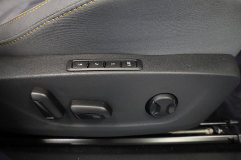 Škoda Enyaq iV 80 First Edition High Panoramadak HUD VCP Navi Clima Cruise Camera 21"LM 24 Maanden garantie* (Vraag naar de voorwaarden)