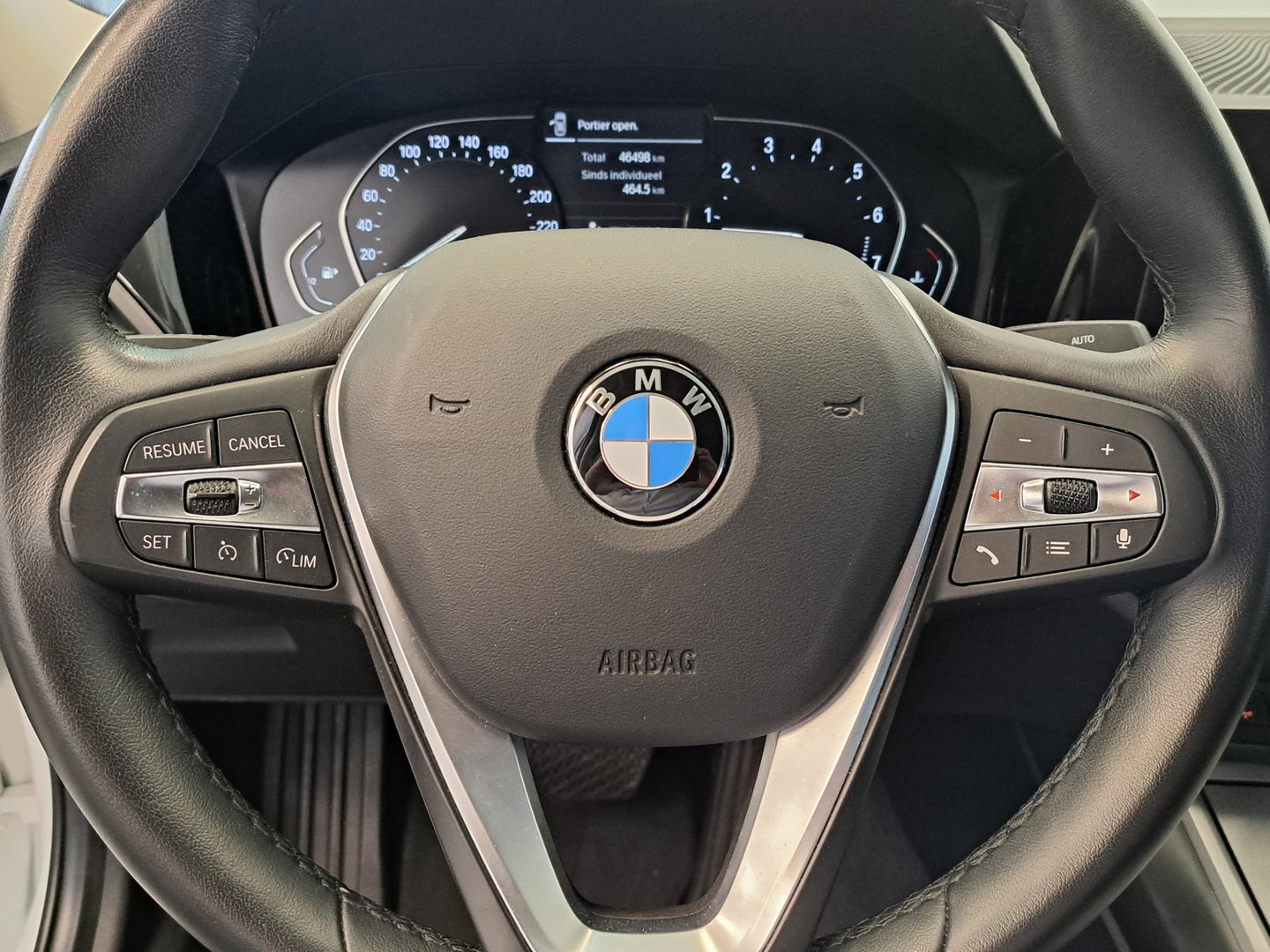 BMW 3 Serie 318i Executive Navigatie Clima Cruise PDC LM 157 PK! 24 Maanden garantie* (Vraag naar de voorwaarden)