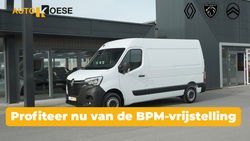 Renault Master - T35 2.3 dCi 135 L2H2 Comfort | Direct Leverbaar | Navigatie | Parkeersensoren | Airco | Cruise Control | Vloerplaat In Laadruimte