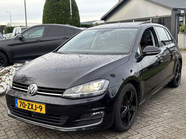 Volkswagen Golf - 1.4 TSI Highline DSG 5-Deurs Pano Leer Xenon Zwart