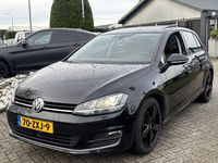 Volkswagen Golf - 1.4 TSI Highline DSG 5-Deurs Pano Leer Xenon Zwart
