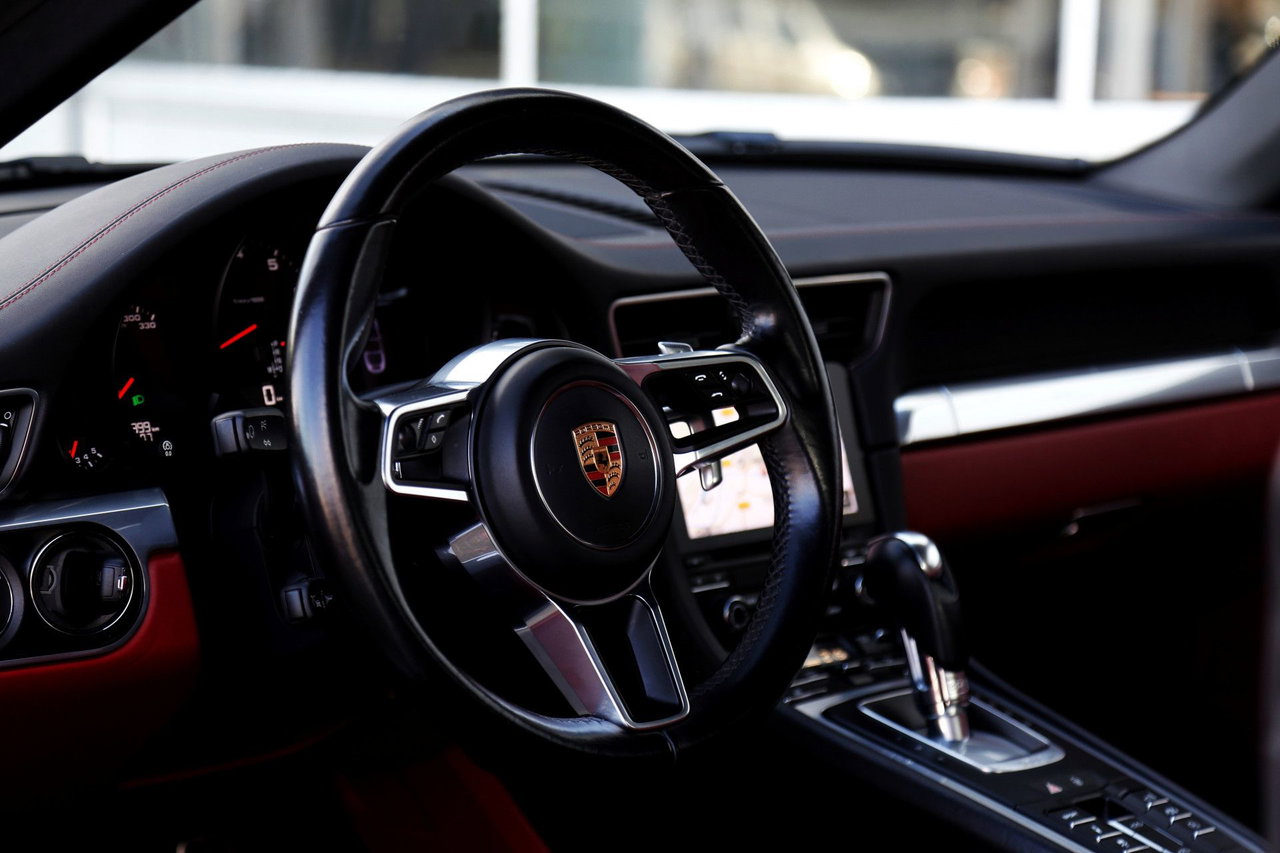 Porsche 911