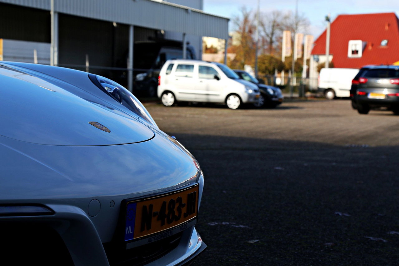 Porsche 911